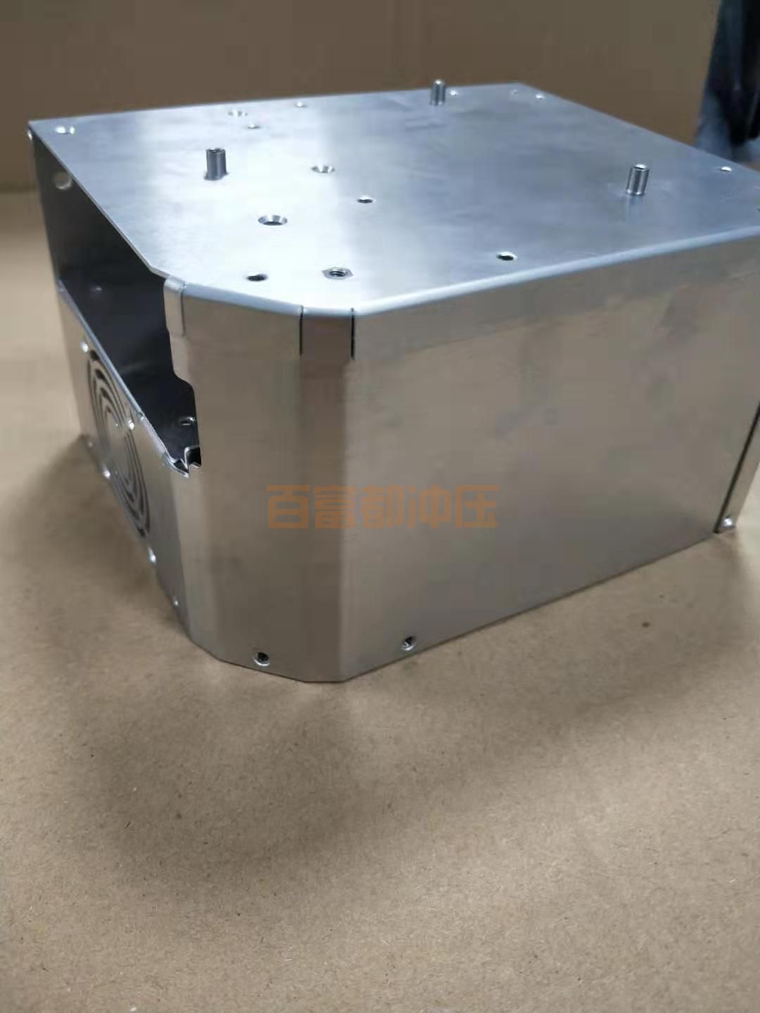 鈑金加工如何防止操作過(guò)程中的腐蝕問(wèn)題?